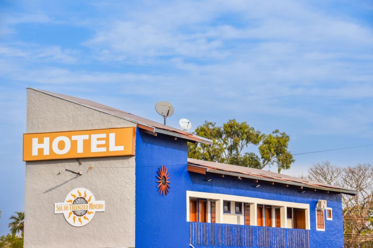 Hotel Sol Do Triangulo Mineiro Planura Exterior foto